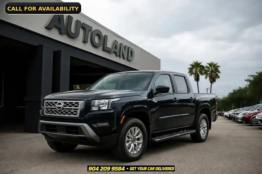 2024 Nissan Frontier SV Crew Cab 4X4 SWB's photo