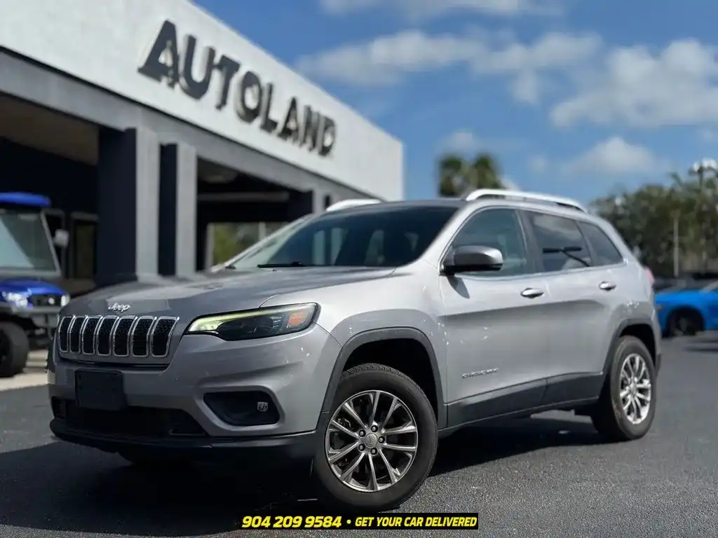 2019 Jeep Cherokee Latitude Plus 4WD's photo