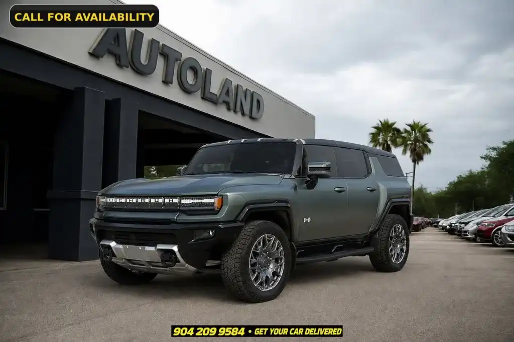 2024 GMC Hummer EV 3X SUV's photo