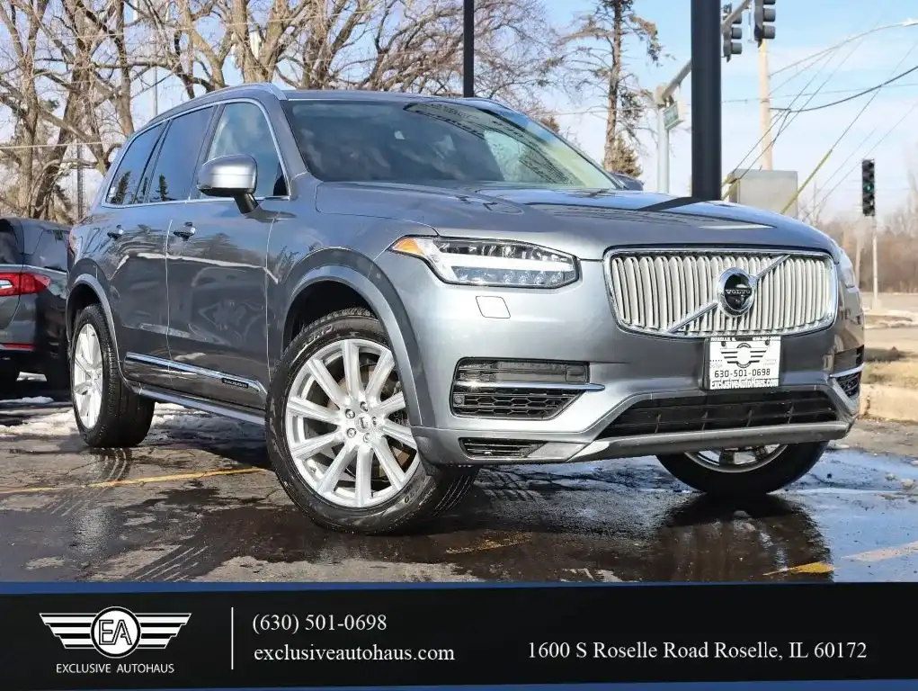 2016 Volvo XC90 T8 Twin Engine PHEV Inscription's photo
