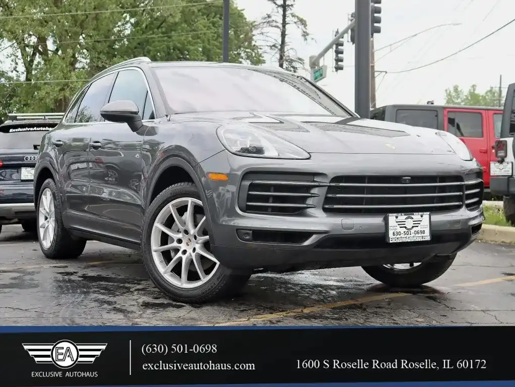 2019 Porsche Cayenne Base's photo