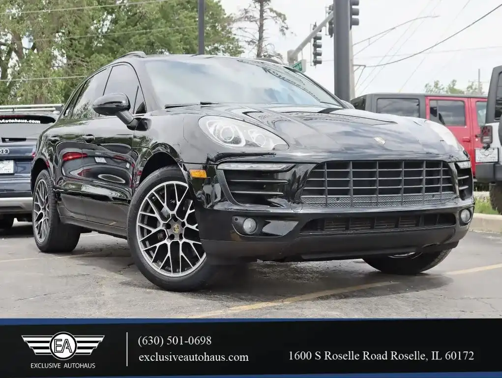 2018 Porsche Macan Sport Edition's photo
