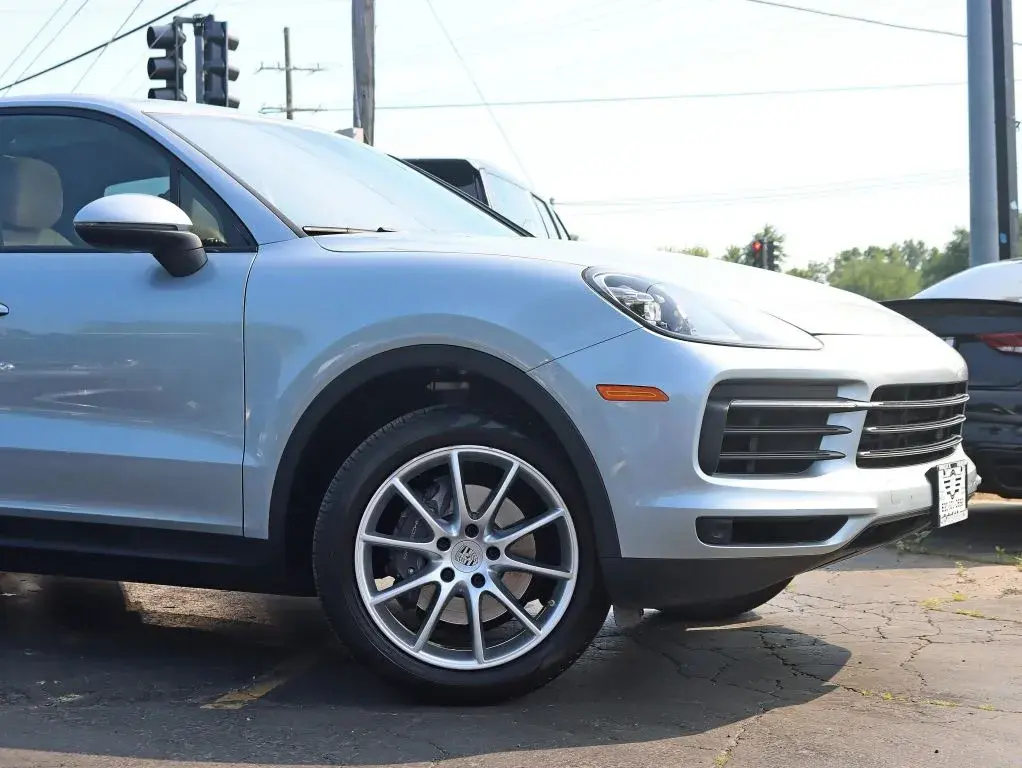 2020 Porsche Cayenne Base photo 4