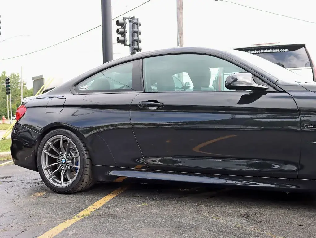 2016 BMW M4 Base photo 4