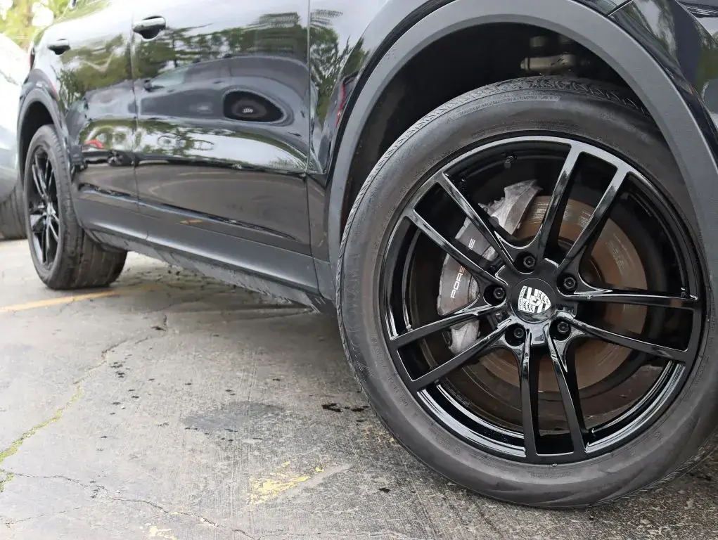 2020 Porsche Cayenne Base photo 5