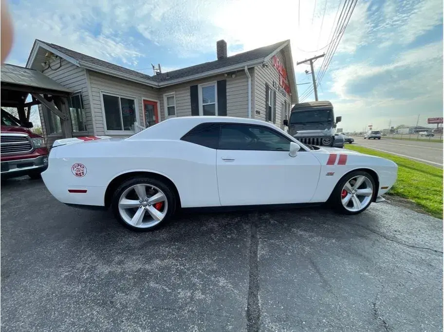 2012 Dodge Challenger SRT8 392 photo 4