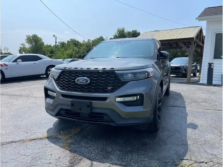 2021 Ford Explorer ST 4WD's photo