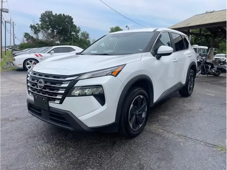 2024 Nissan Rogue SV AWD's photo