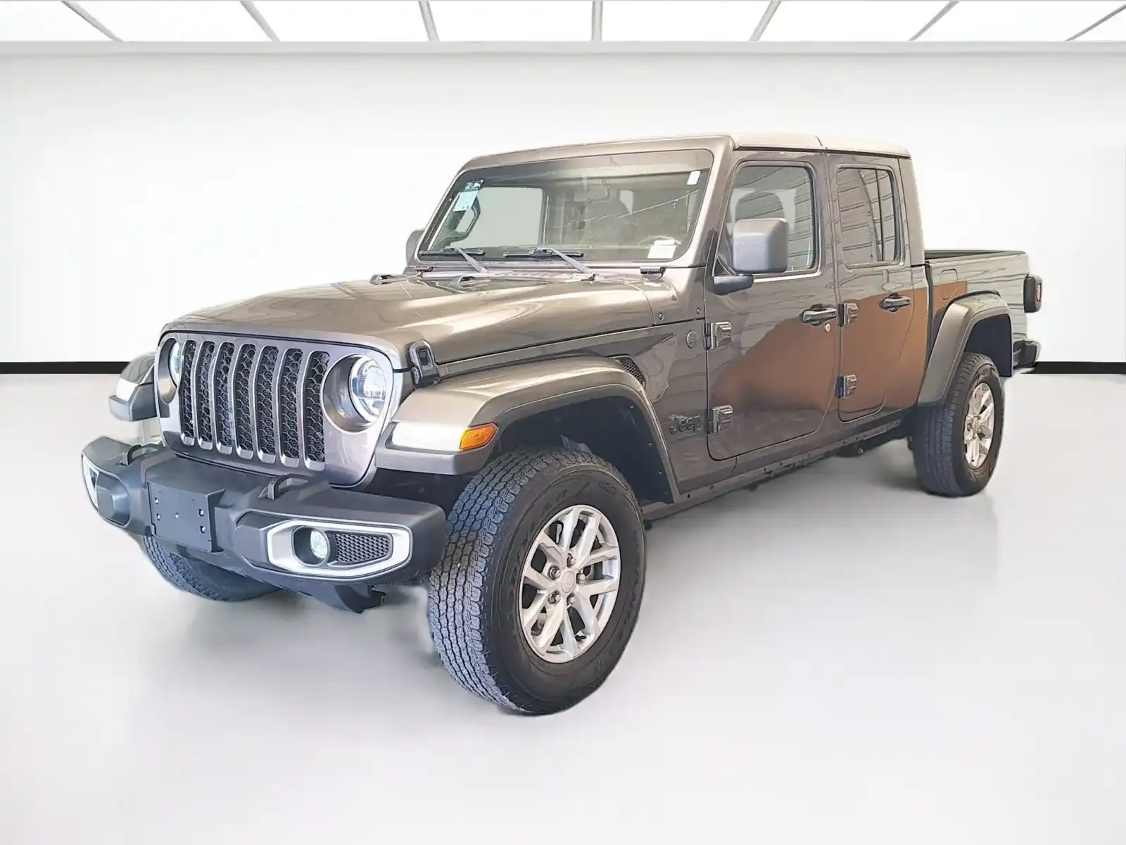 2023 Jeep Gladiator Sport S's photo