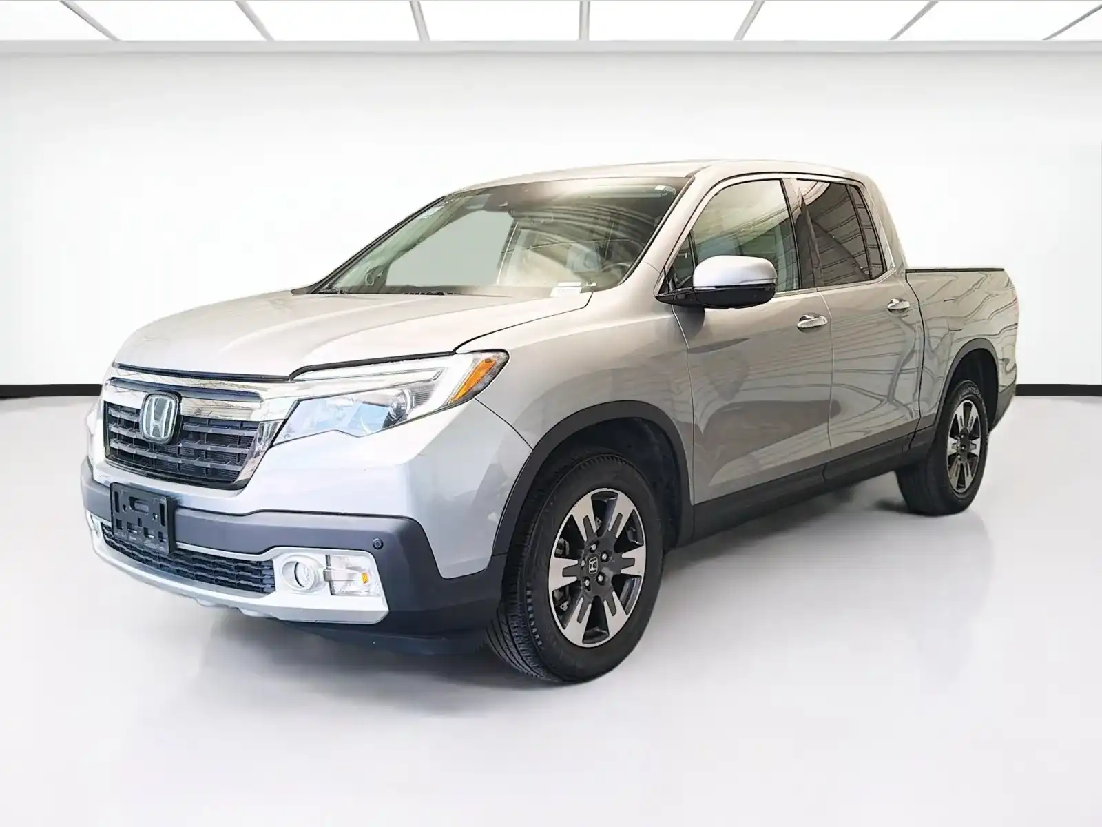2017 Honda Ridgeline RTL-E AWD's photo