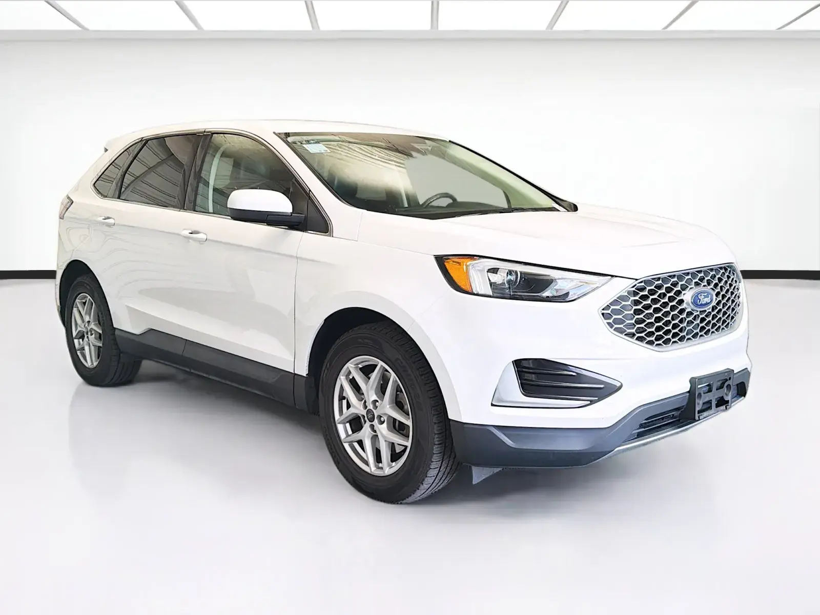 2023 Ford Edge SEL AWD photo 3