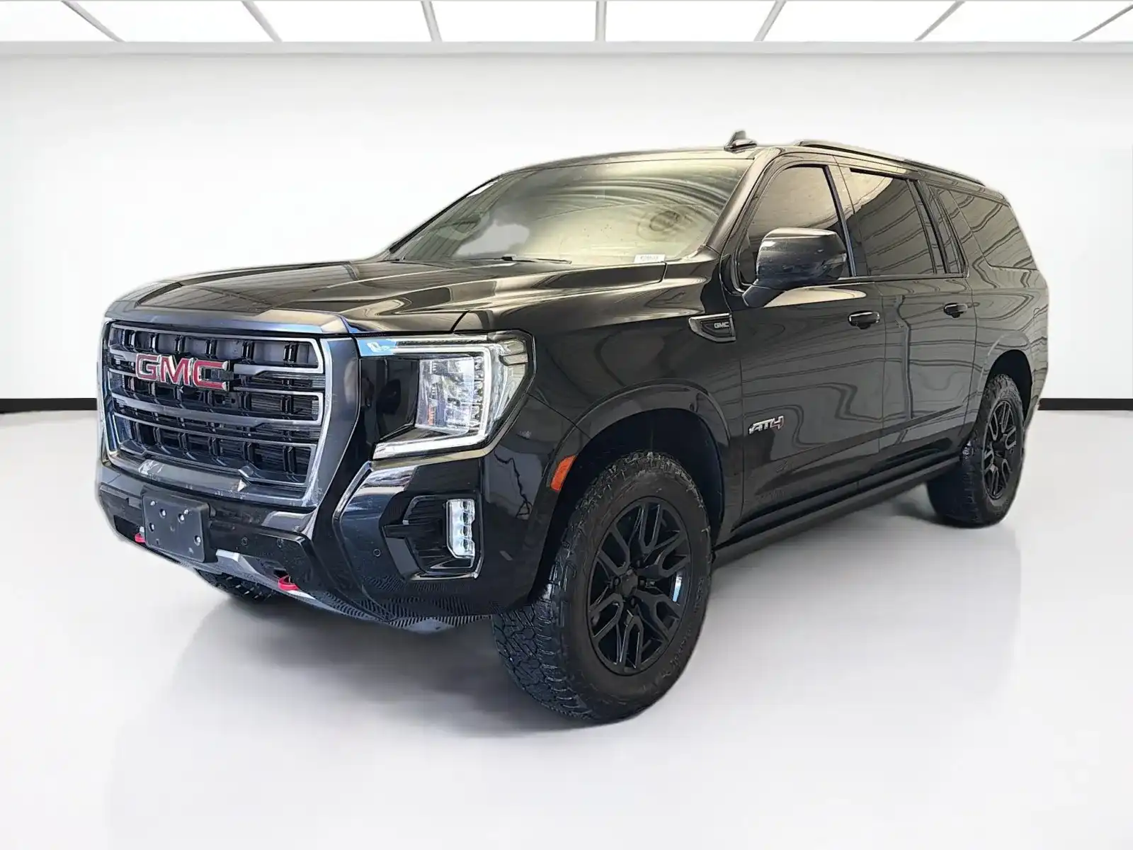 2024 GMC Yukon 4WD AT4's photo