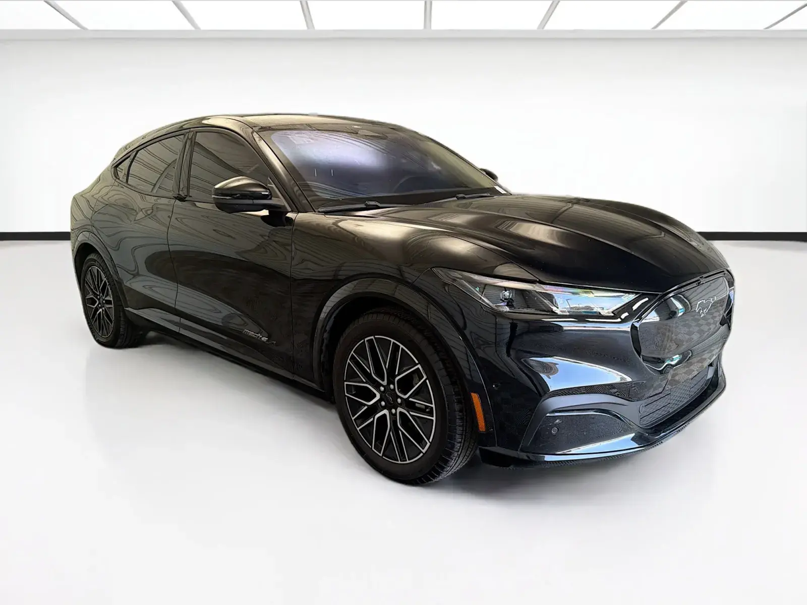 2024 Ford Mustang-Mach-e Premium photo 3
