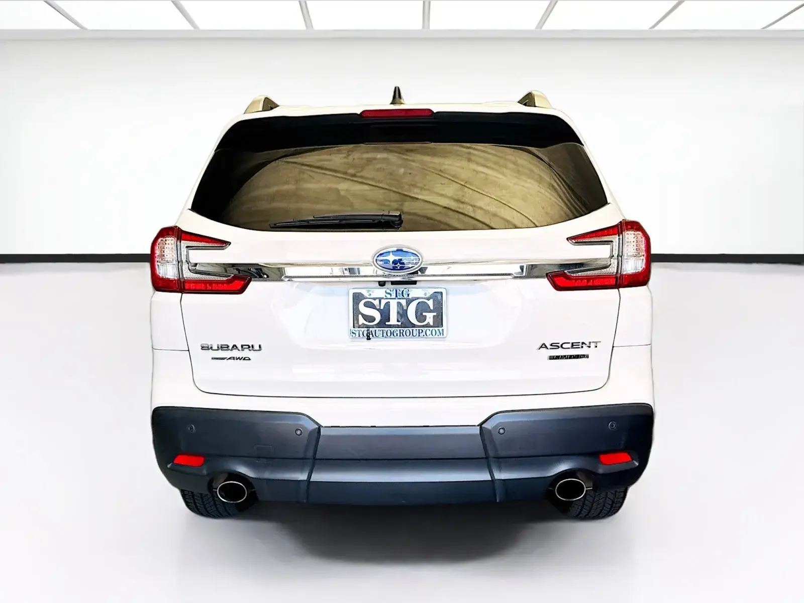 2024 Subaru Ascent Limited 7 Passenger photo 5