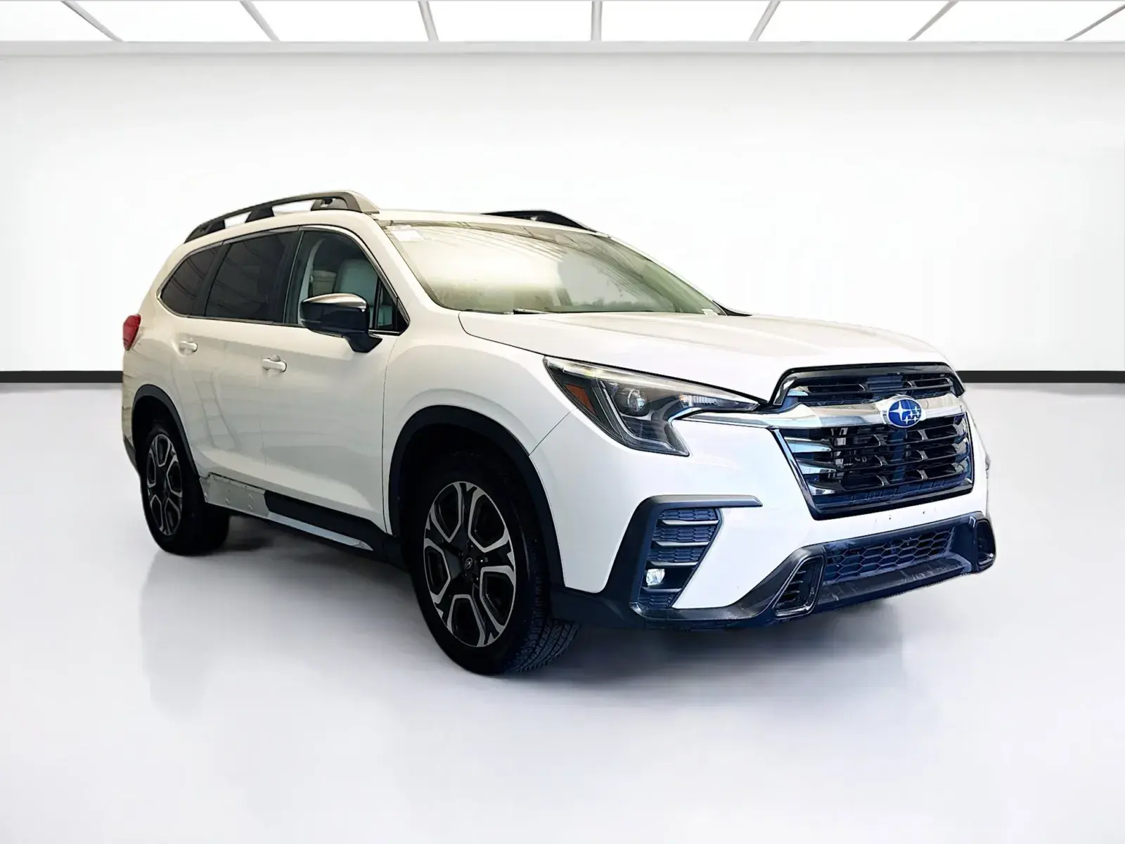 2024 Subaru Ascent Limited 7 Passenger photo 3