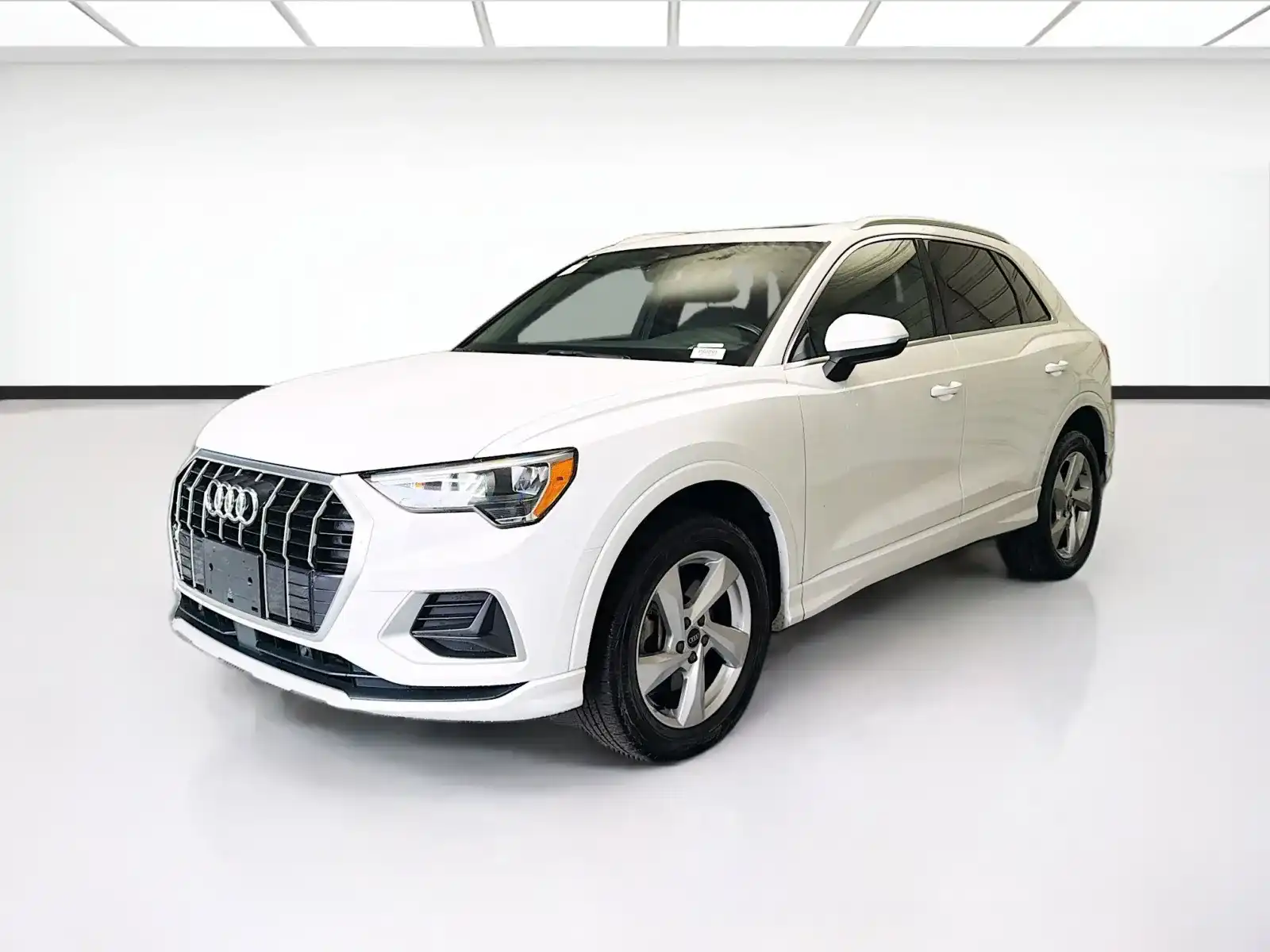 2021 Audi Q3 40 TFSI Premium quattro's photo