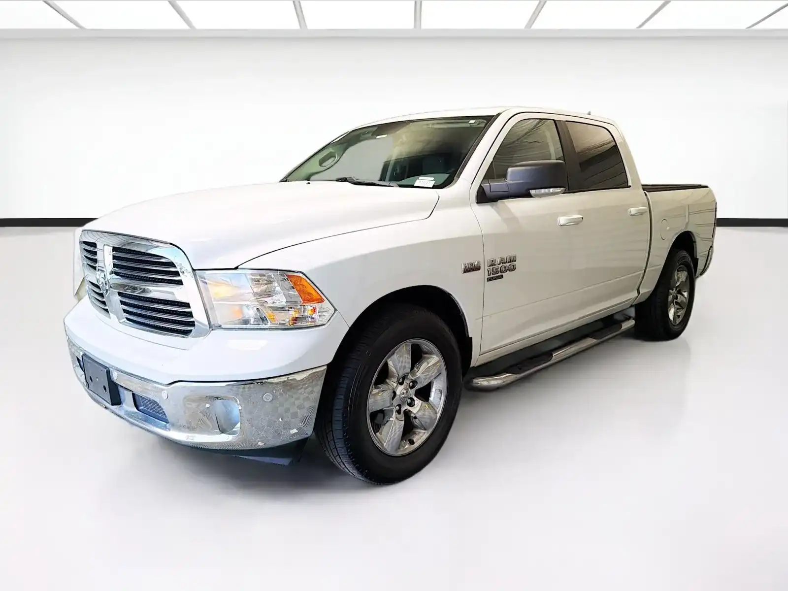 2019 RAM 1500 Classic Lone Star Crew Cab 5'7's photo