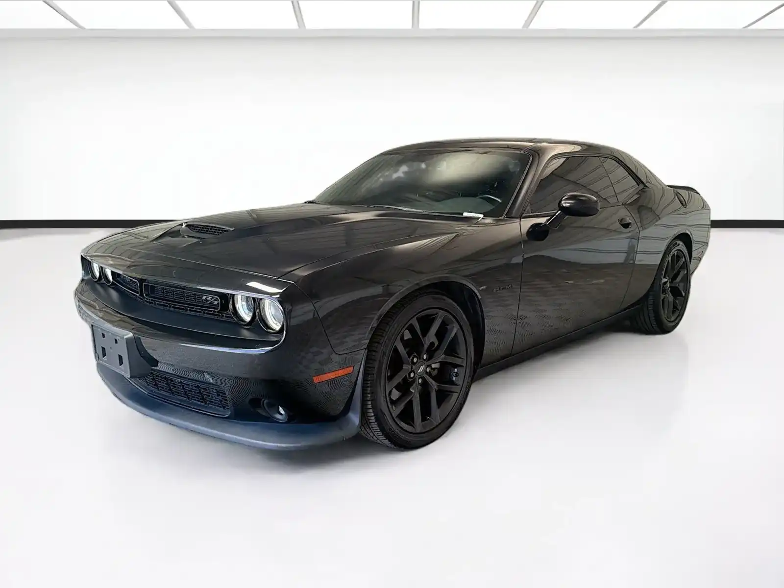 2022 Dodge Challenger R/T's photo