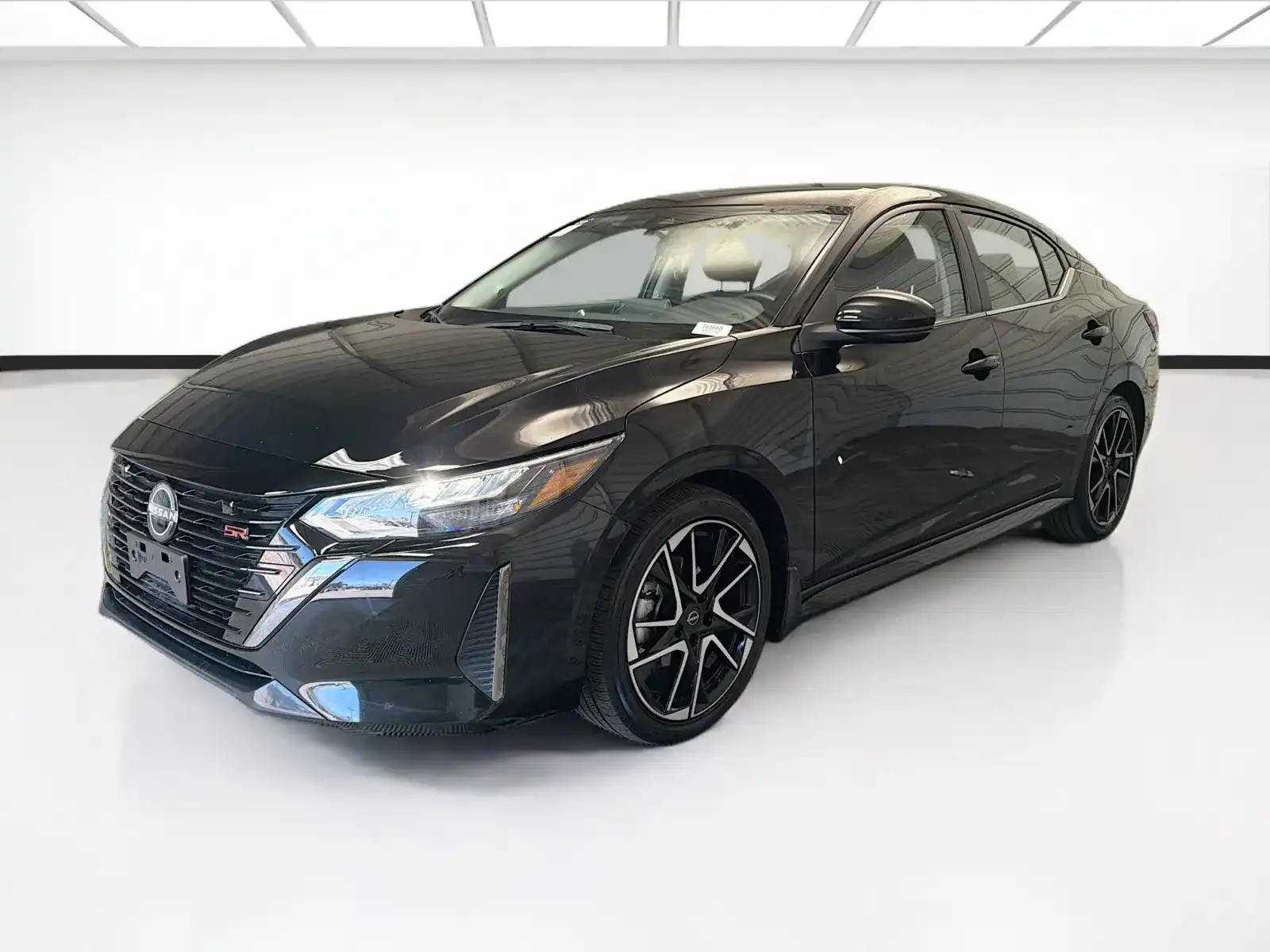 2025 Nissan Sentra SR CVT's photo
