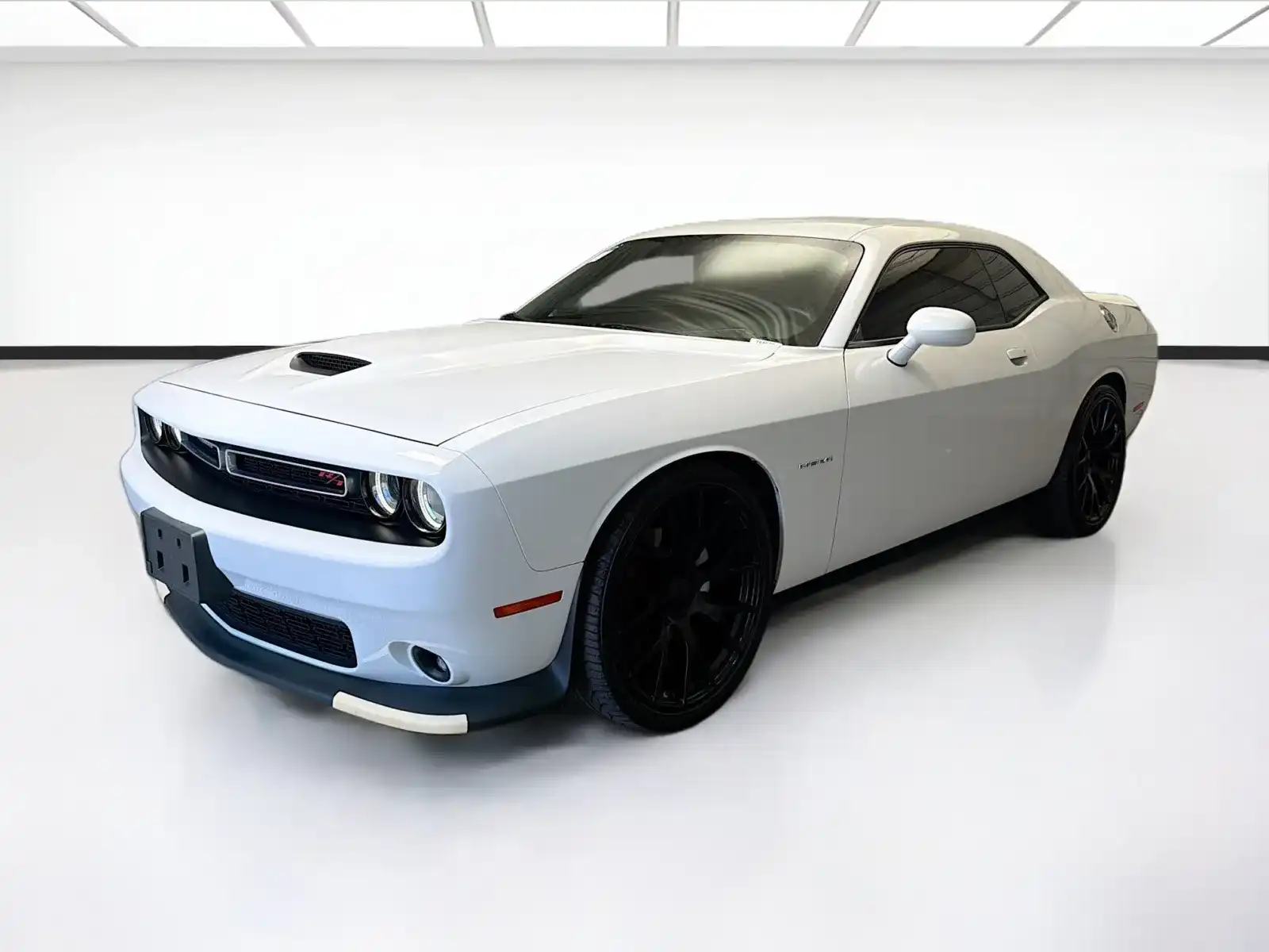 2022 Dodge Challenger R/T's photo