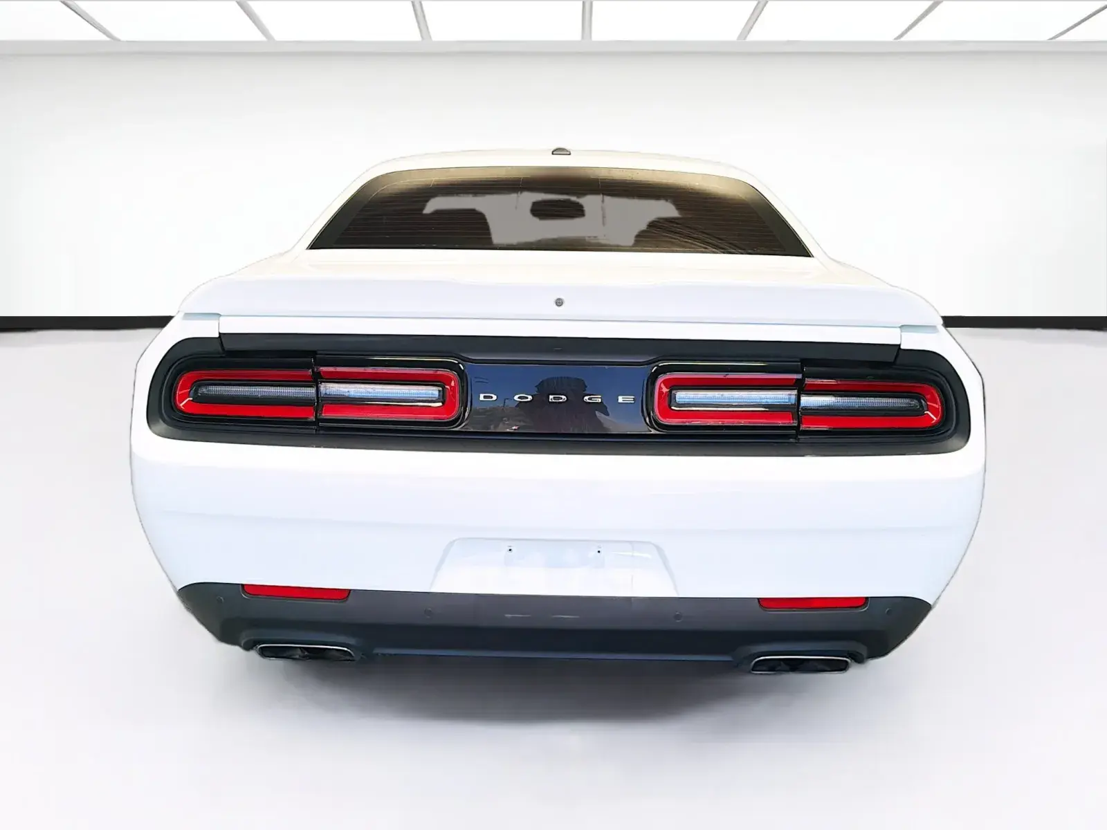 2022 Dodge Challenger R/T photo 5