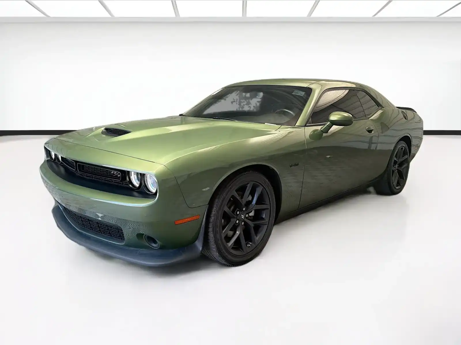 2023 Dodge Challenger R/T's photo