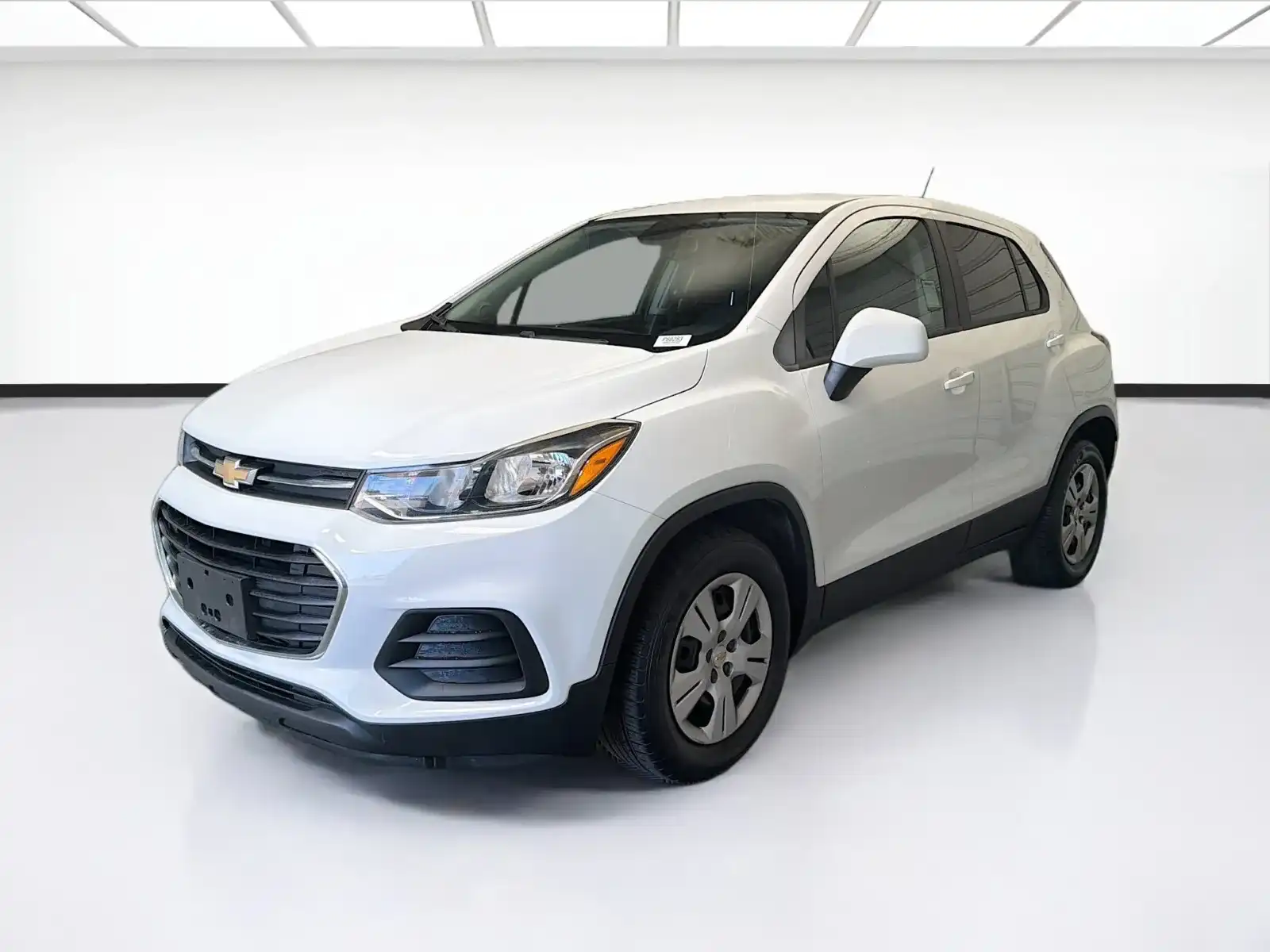 2018 Chevrolet Trax LS's photo