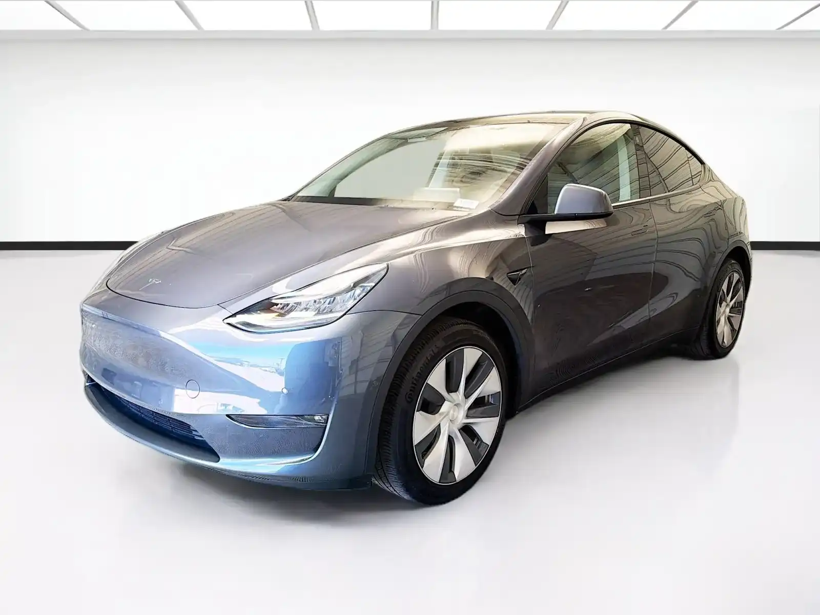 2022 Tesla Model Y Long Range Dual Motor All-Wheel Drive's photo