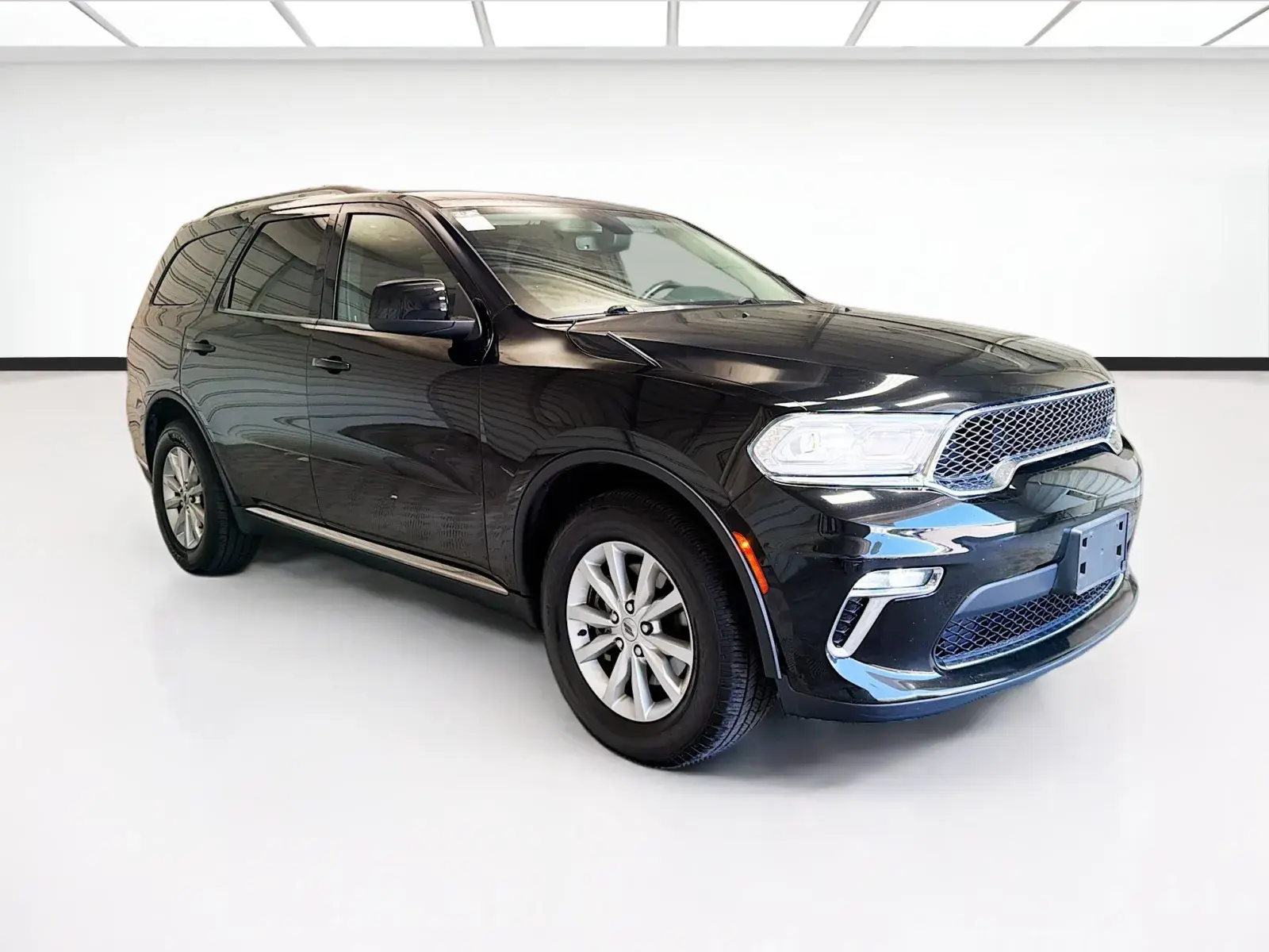2021 Dodge Durango SXT Plus RWD photo 3