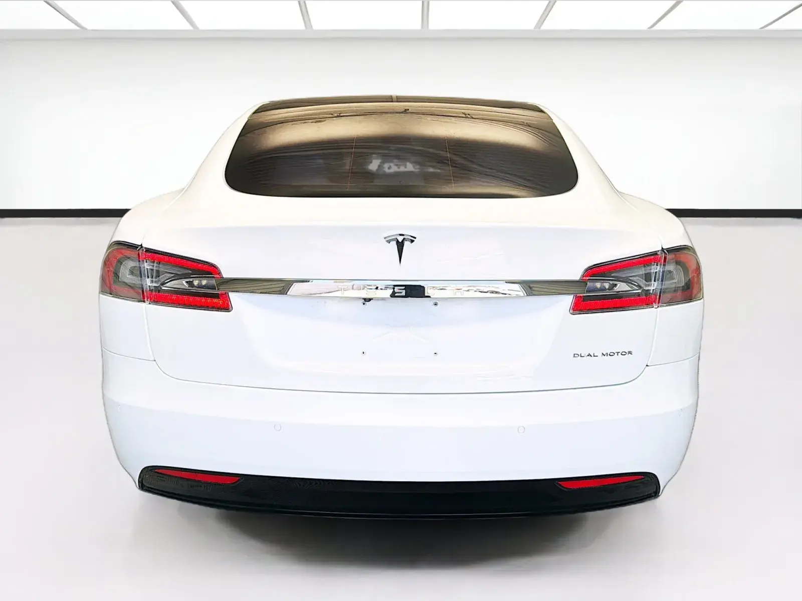 2020 Tesla Model S Long Range Plus photo 5