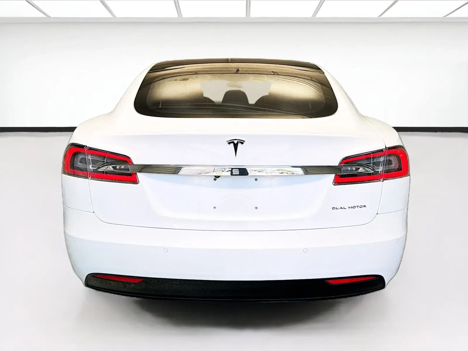2021 Tesla Model S Long Range Plus photo 5