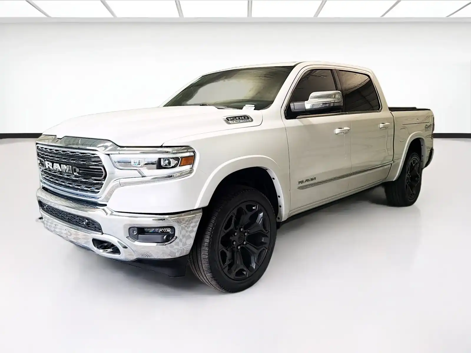 2024 RAM 1500 Limited 4x4 Crew Cab 5'7's photo