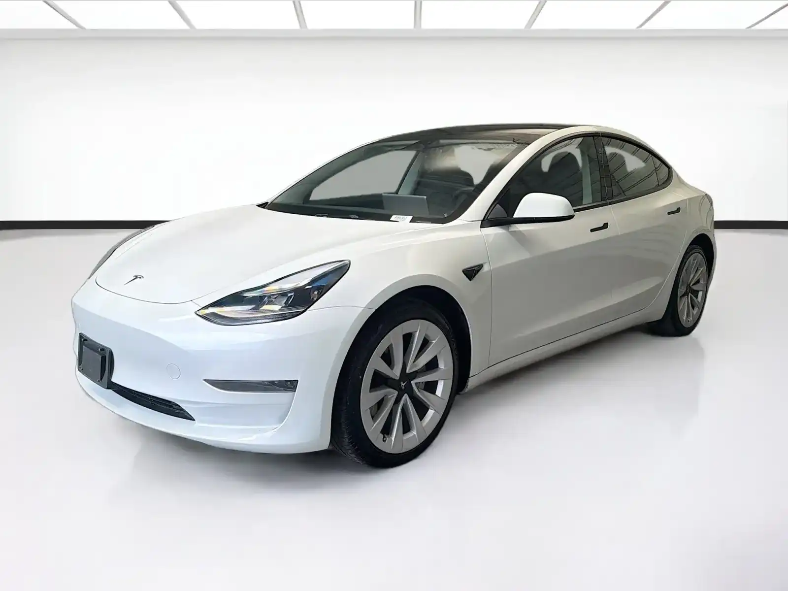 2023 Tesla Model 3 Base's photo