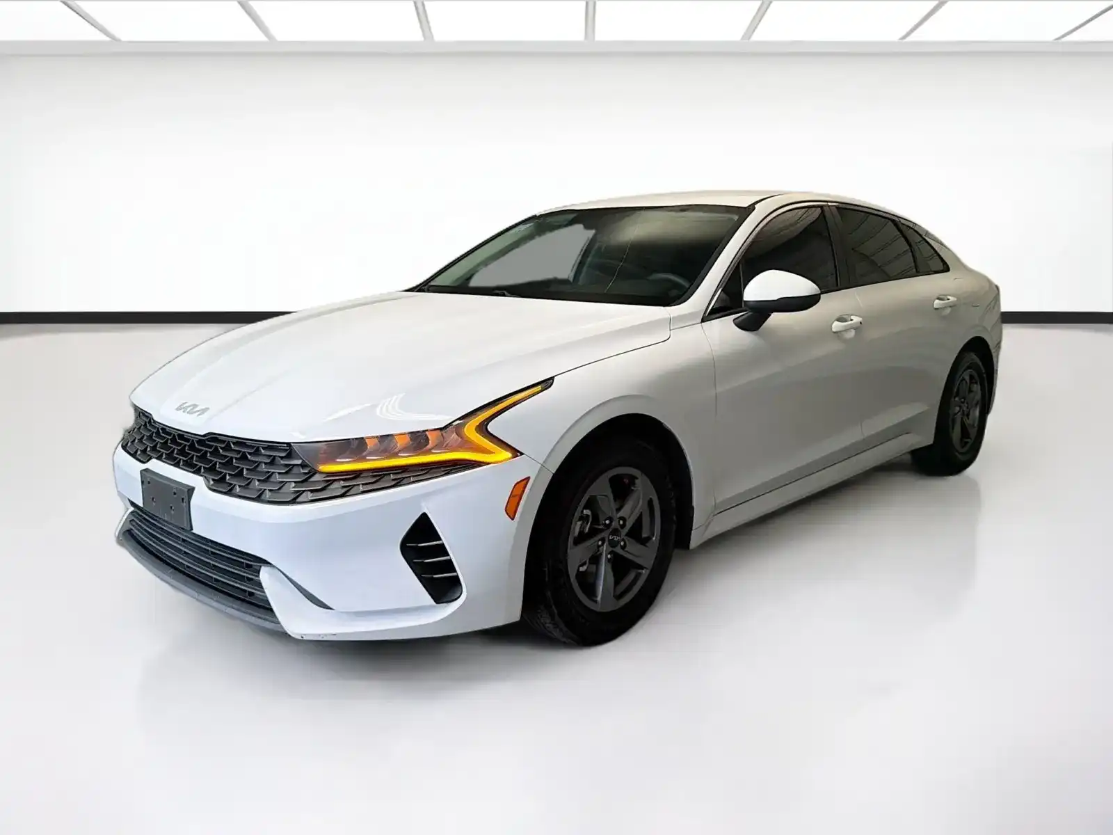 2022 Kia Optima LXS FWD's photo