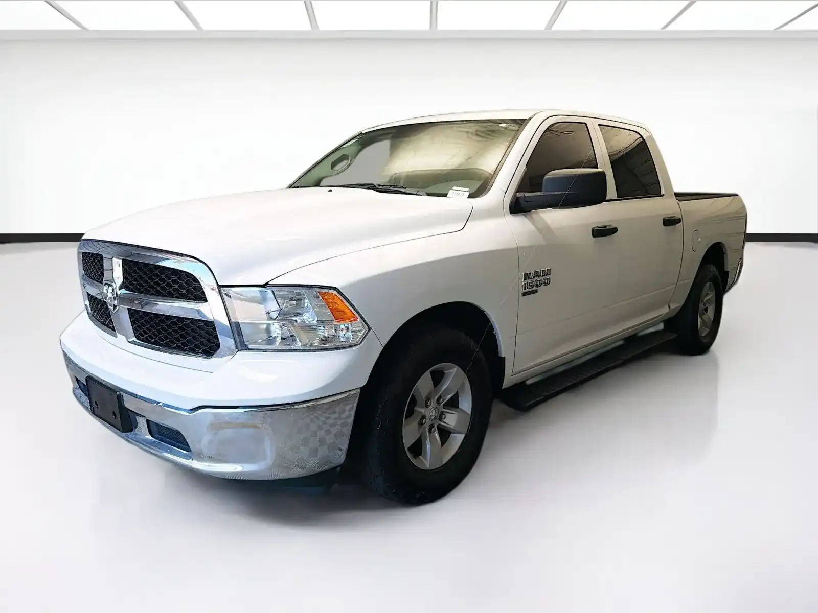 2020 RAM 1500 Classic Tradesman Crew Cab 5'7's photo
