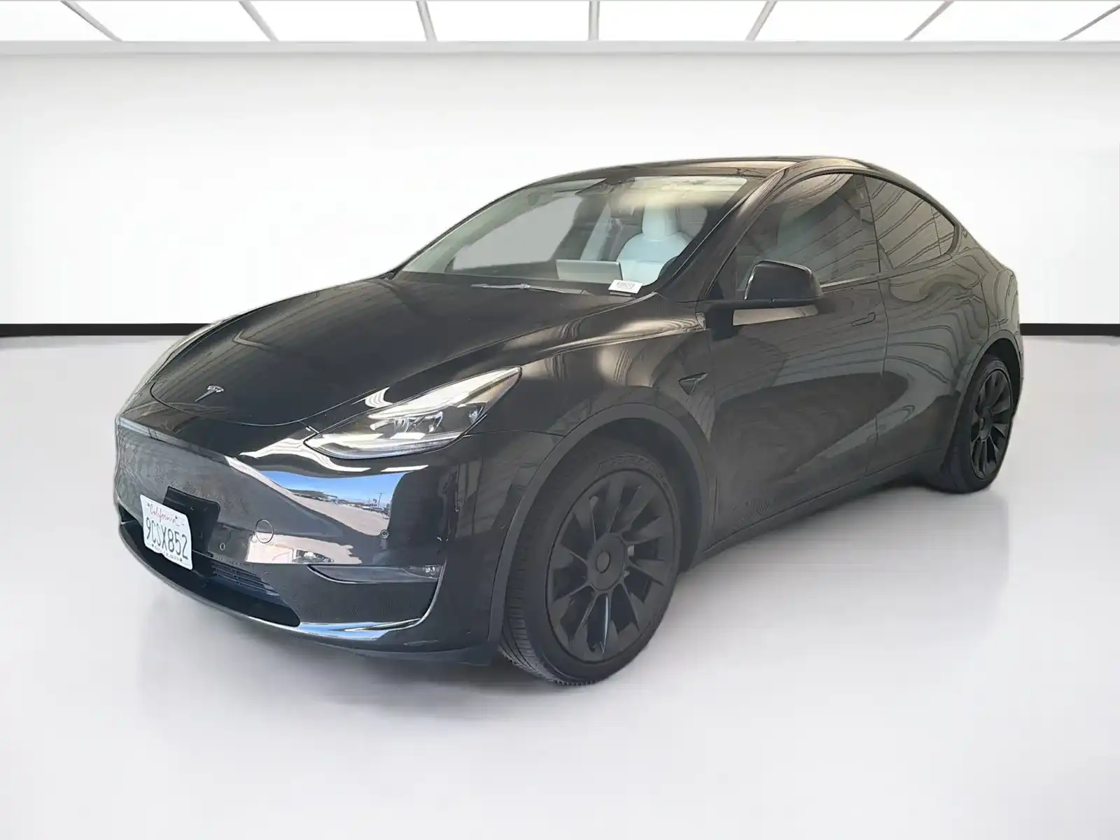 2022 Tesla Model Y Long Range Dual Motor All-Wheel Drive's photo