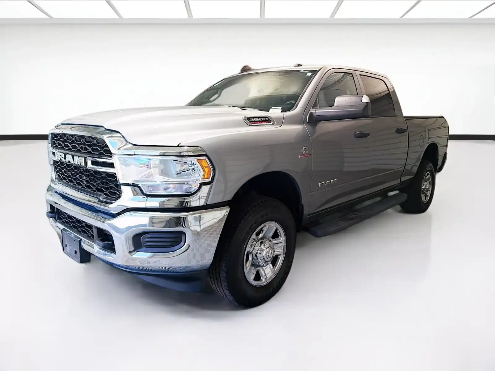 2022 RAM 2500 Tradesman 4X4 Crew Cab SWB's photo