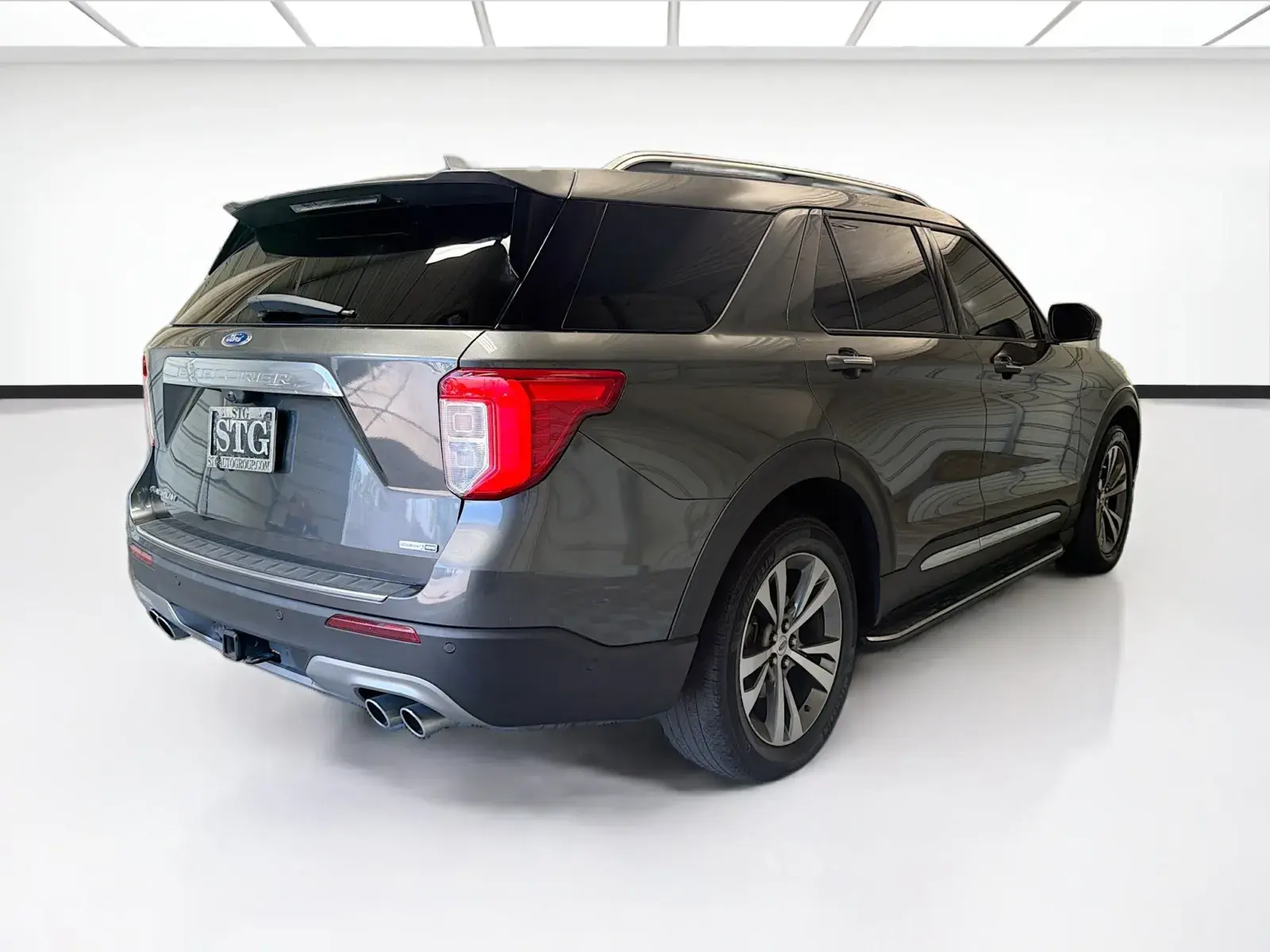 2020 Ford Explorer Platinum 4WD photo 4