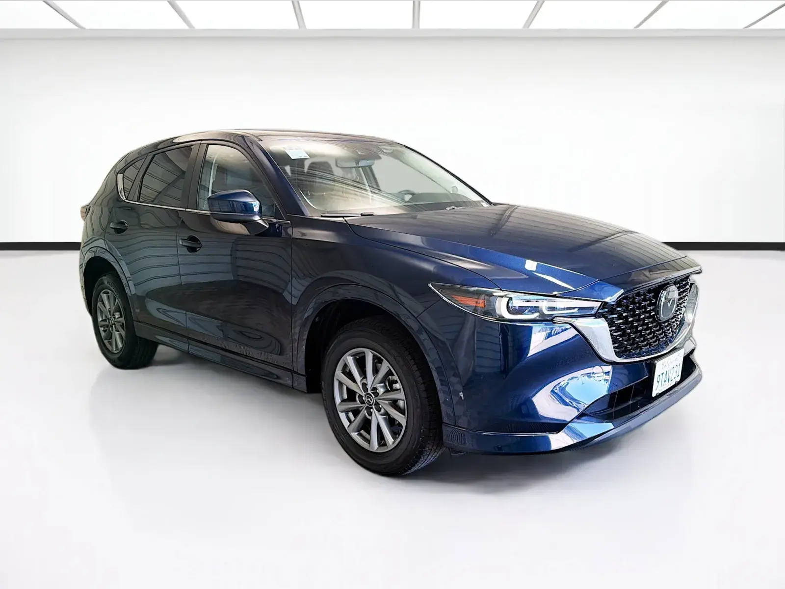2025 Mazda CX-5 S Preferred package Auto AWD photo 3