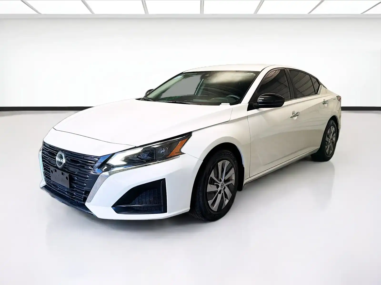 2024 Nissan Altima 2.5 S's photo