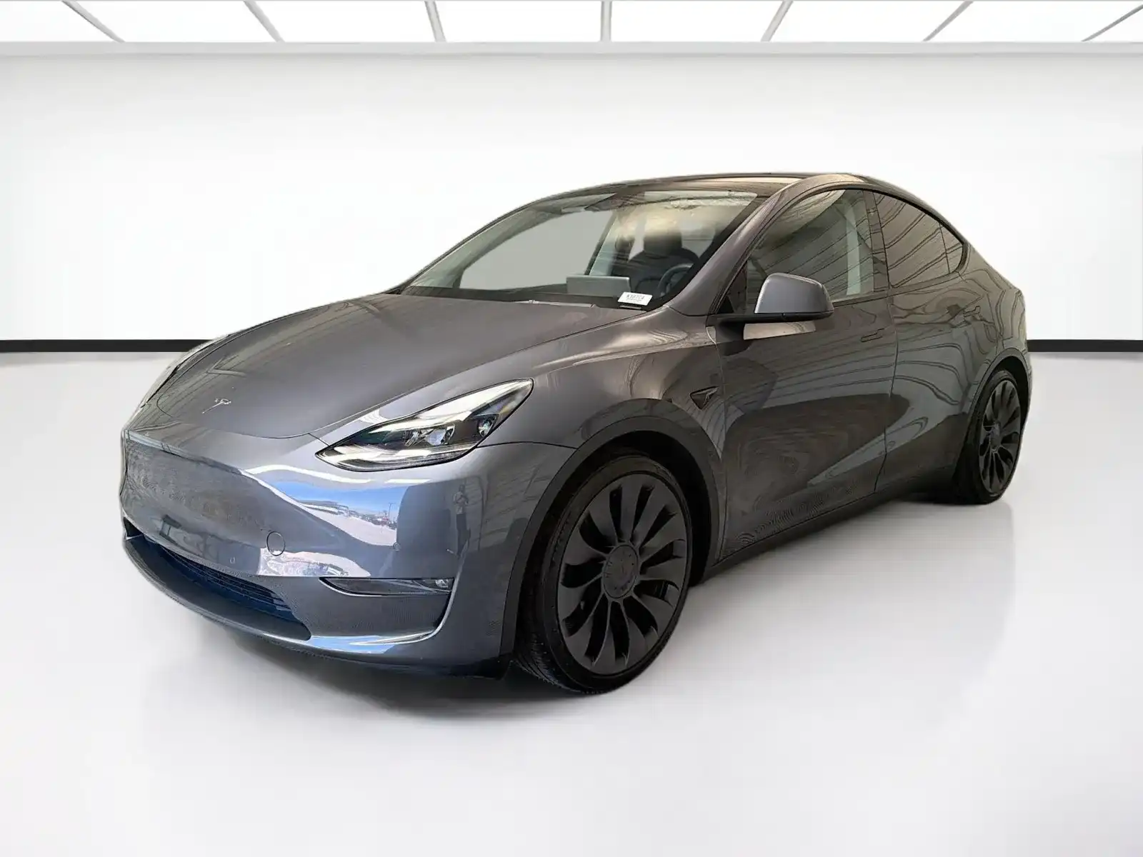 2022 Tesla Model Y Performance Dual Motor All-Wheel Drive's photo