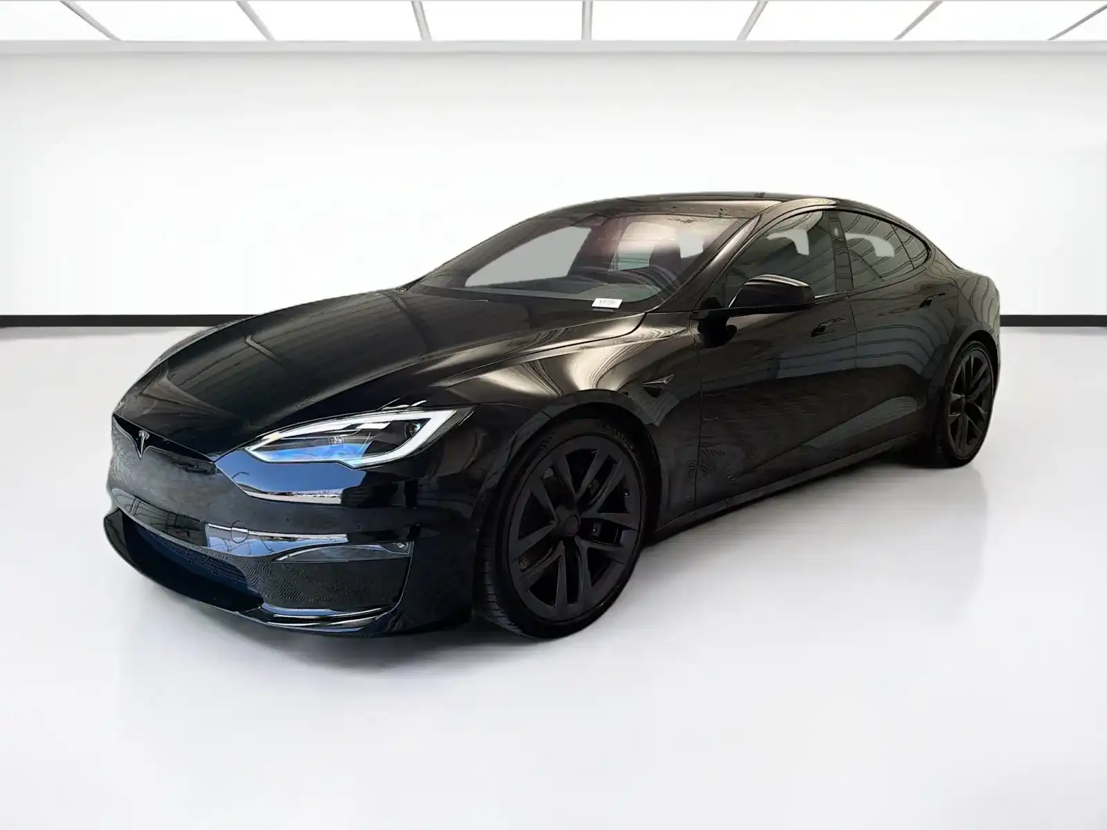 2022 Tesla Model S Base's photo