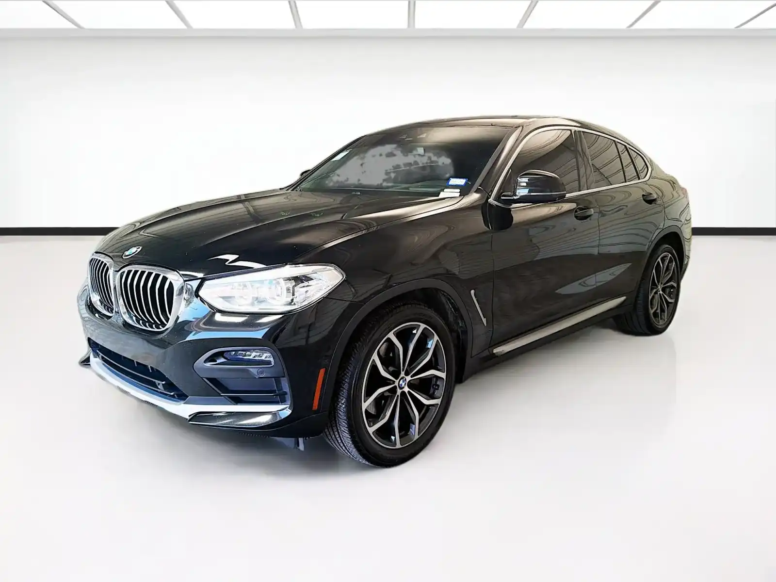 2021 BMW X4 xDrive30i's photo