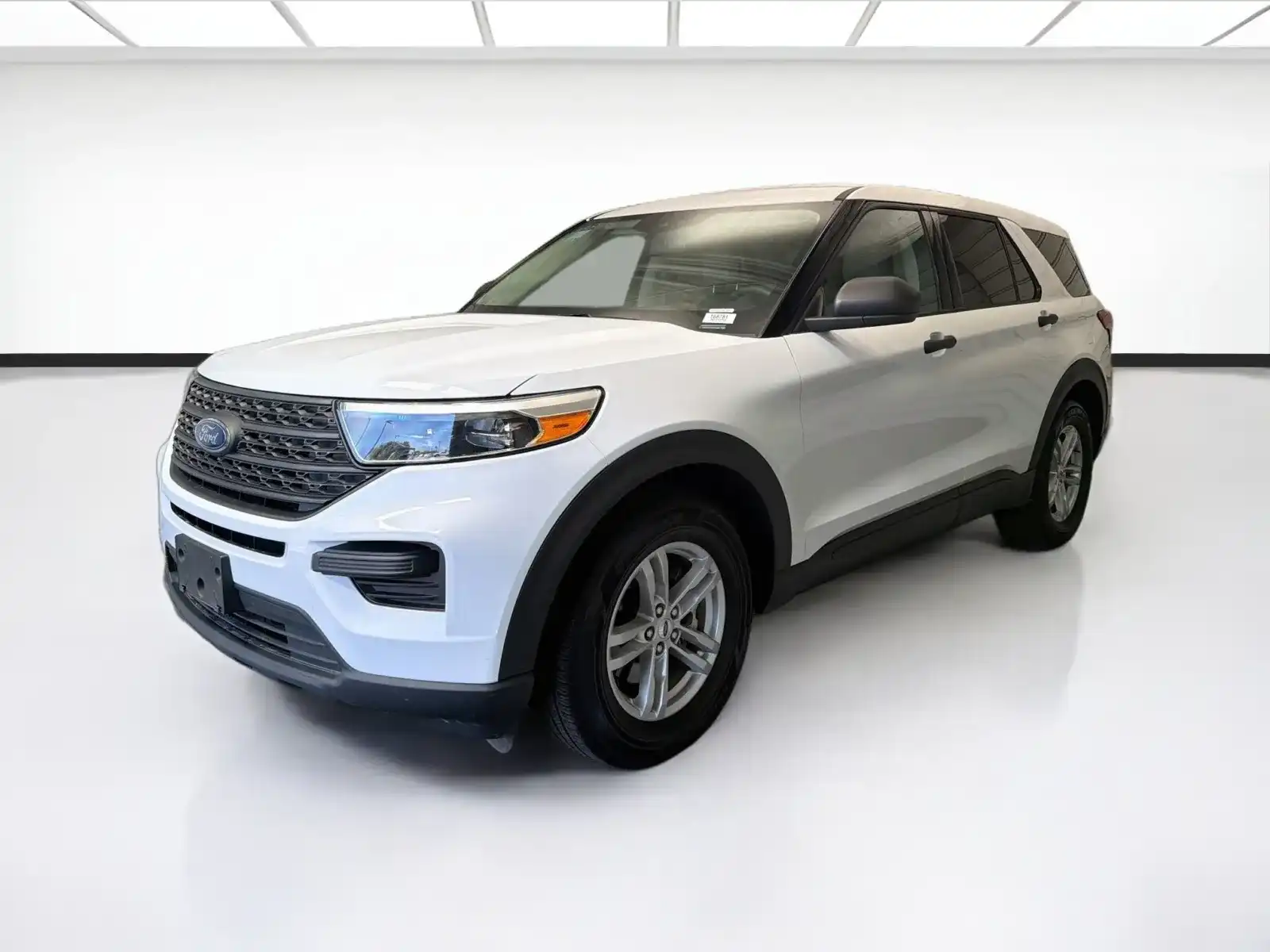 2022 Ford Explorer Base RWD's photo