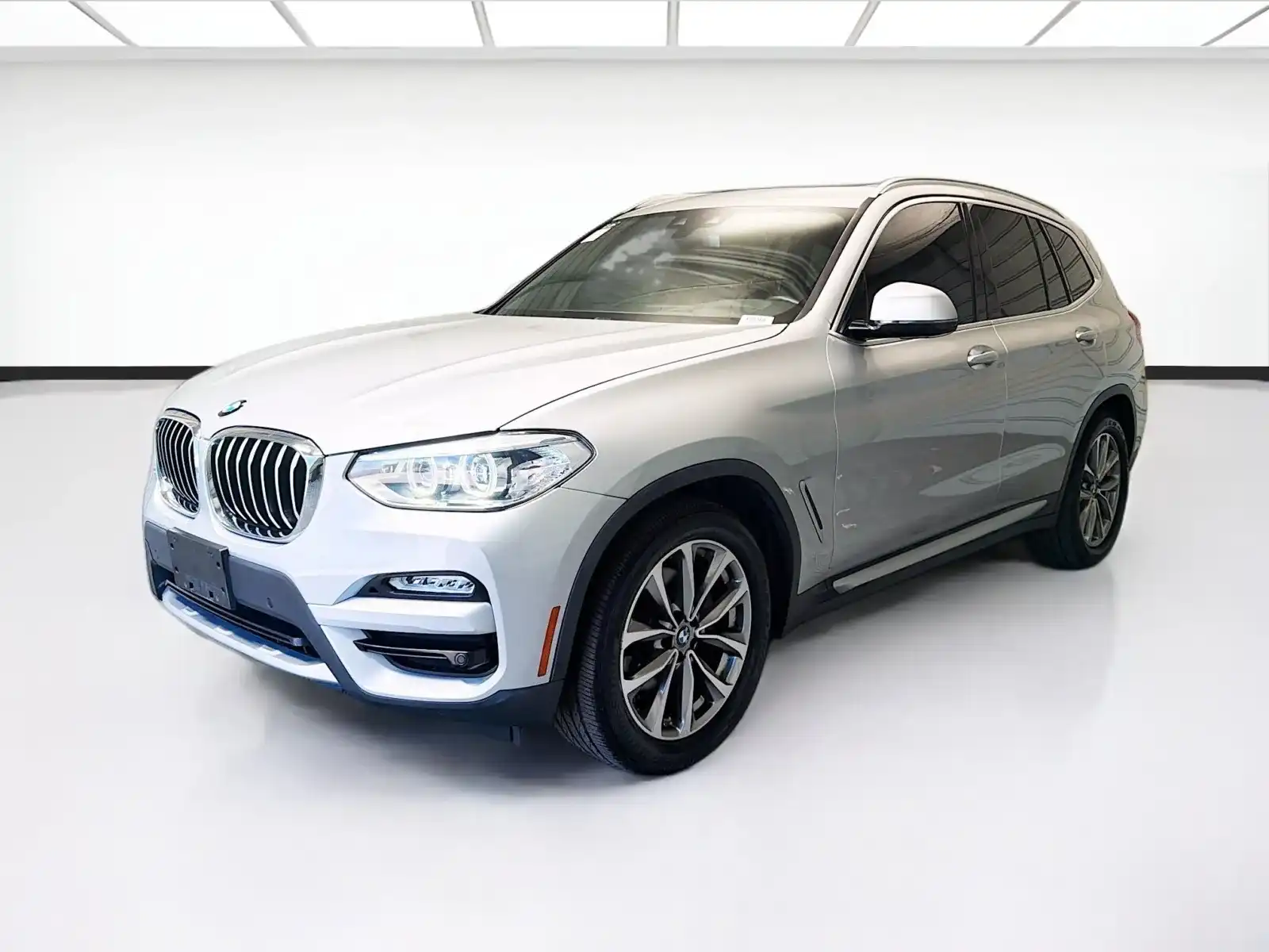 2019 BMW X3 sDrive30i's photo