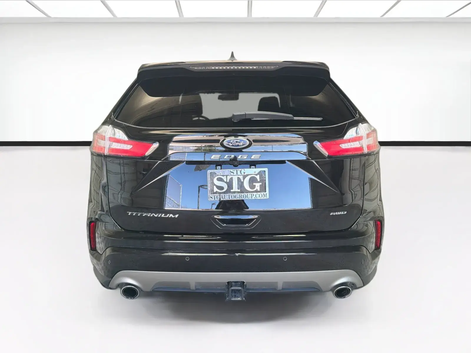 2024 Ford Edge Titanium AWD photo 5