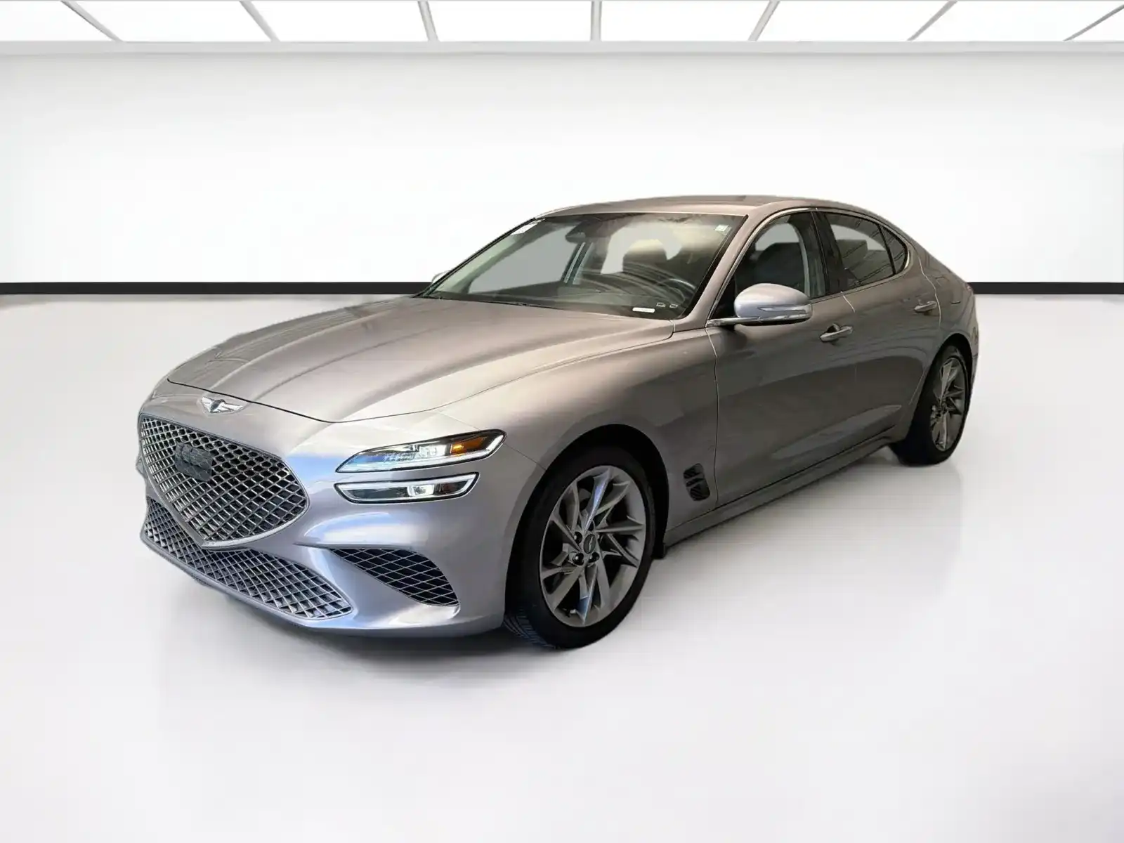 2022 Genesis G70 2.0T Standard's photo