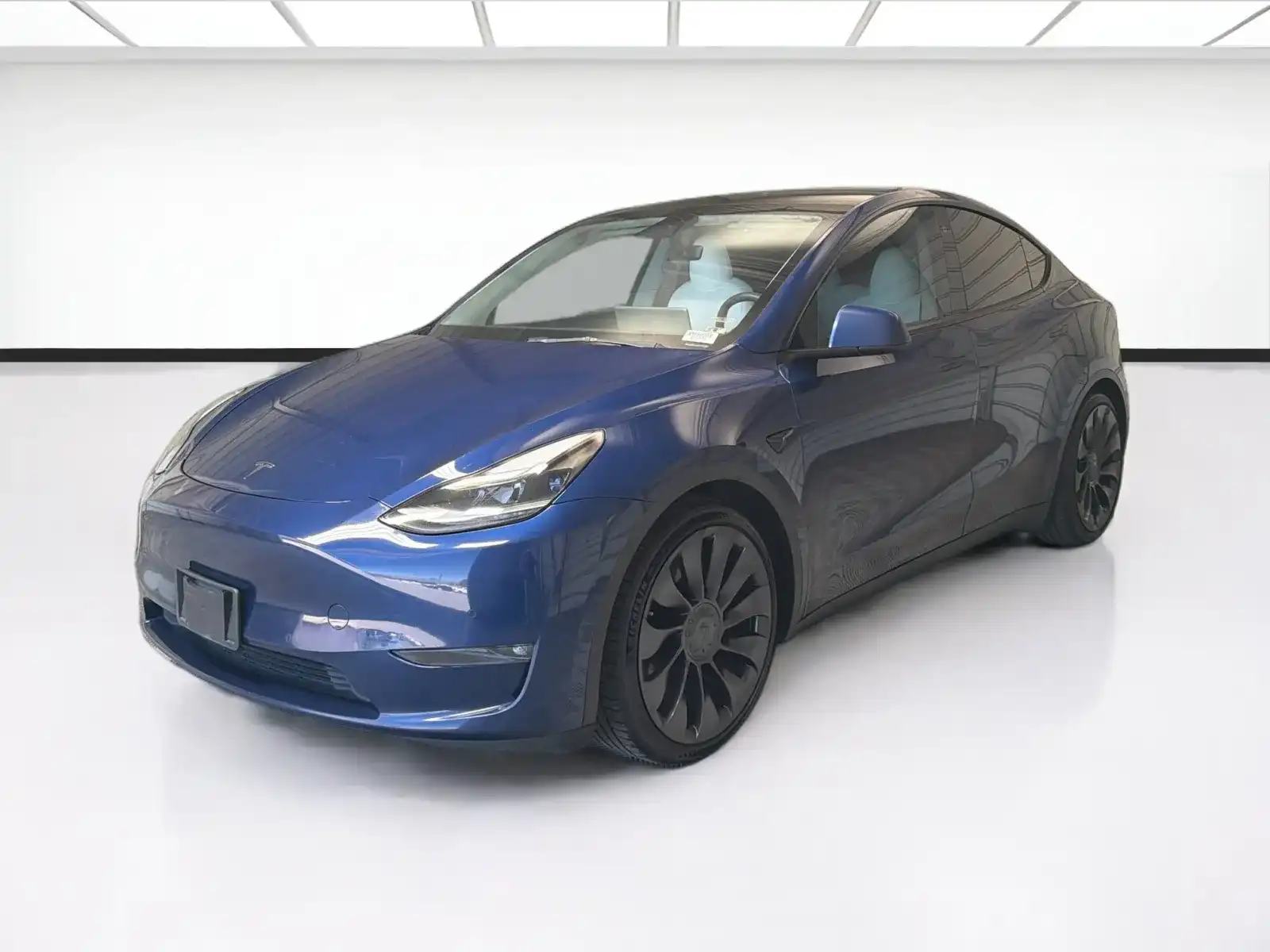 2022 Tesla Model Y Performance Dual Motor All-Wheel Drive's photo