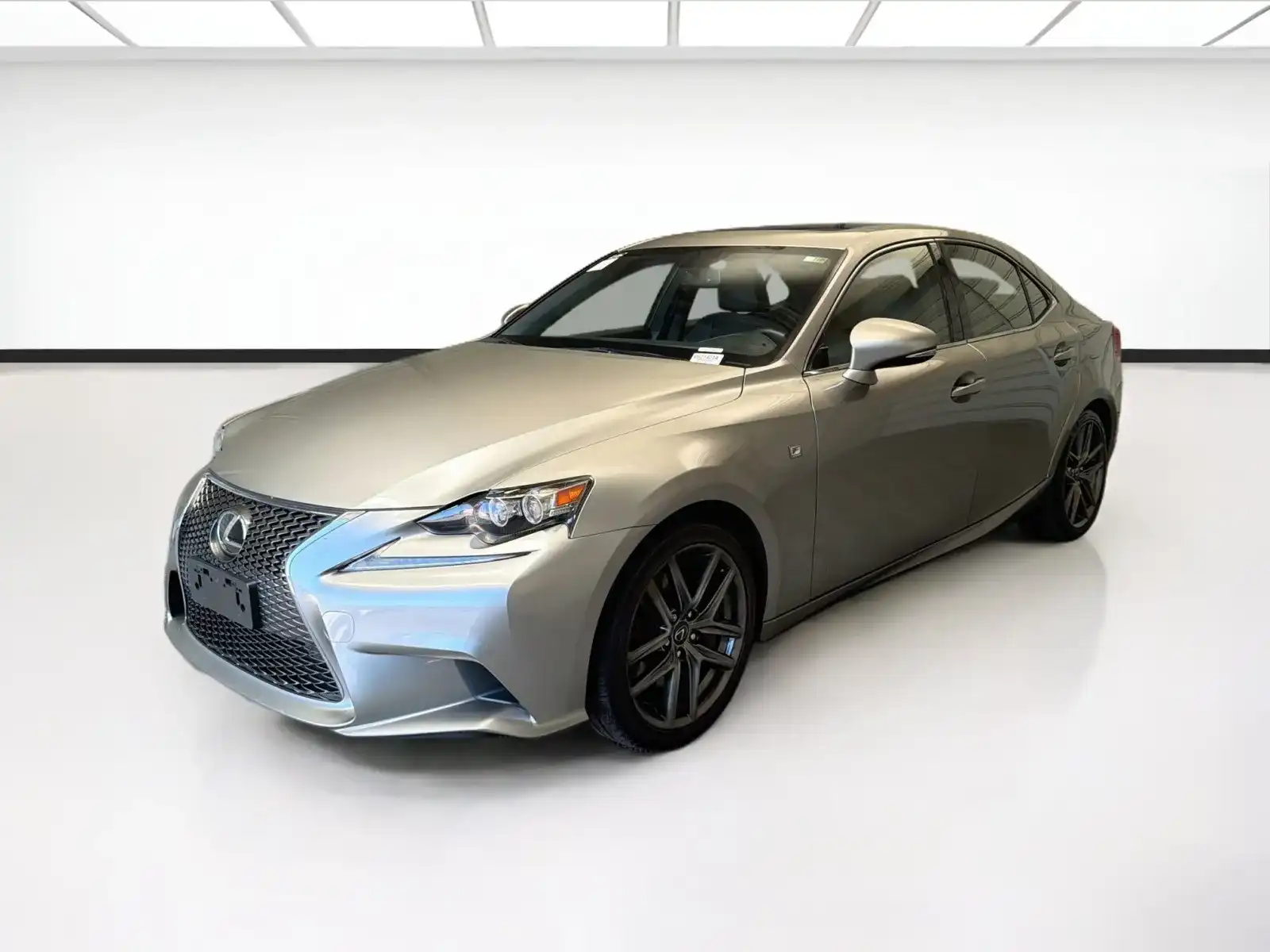 2016 Lexus IS 350 200t's photo