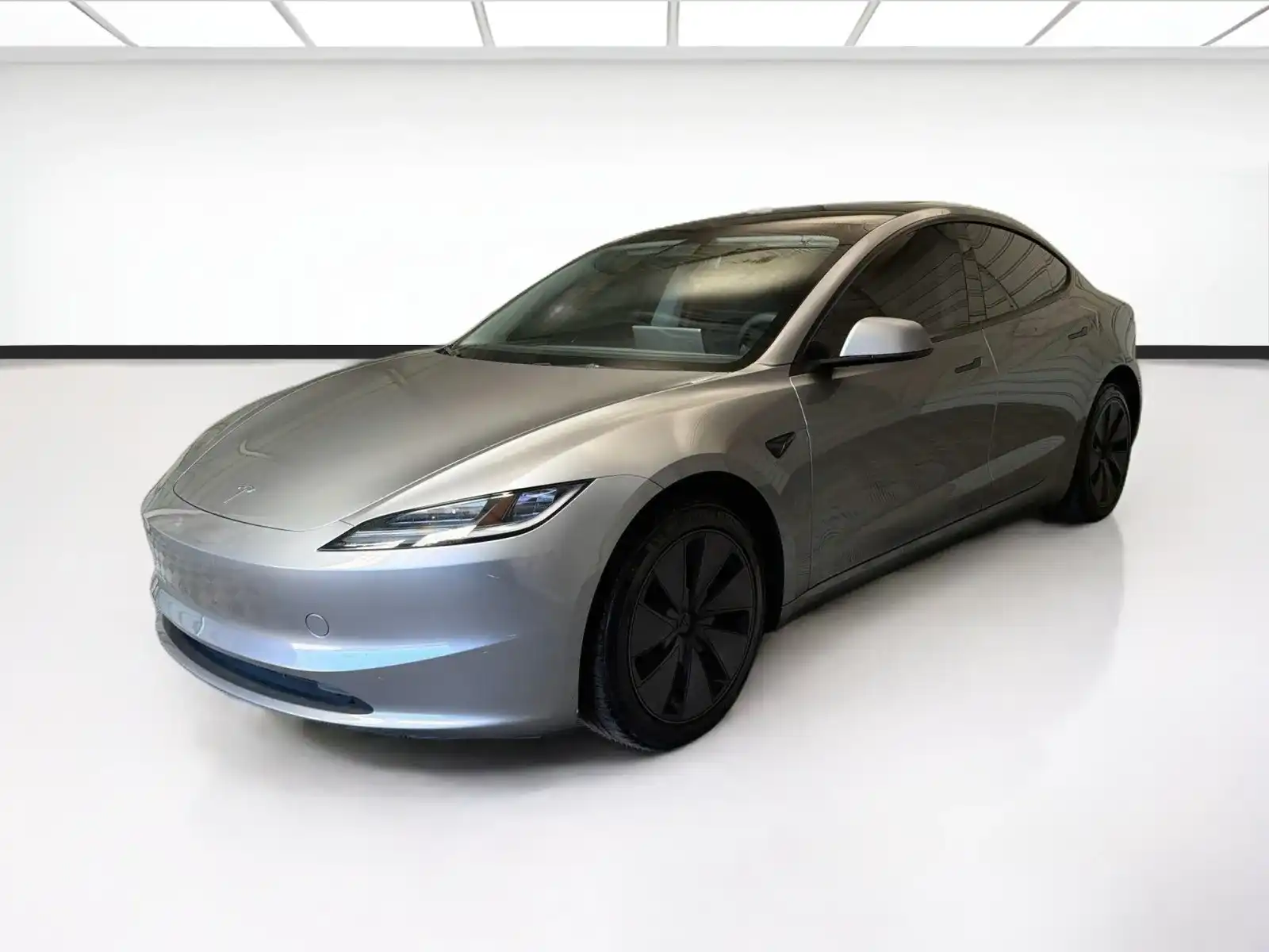 2025 Tesla Model 3 Long Range's photo